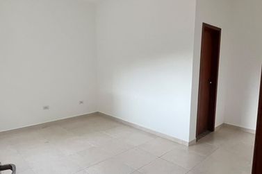 Casa para alugar - 90m&sup2; - Jardim Veneza