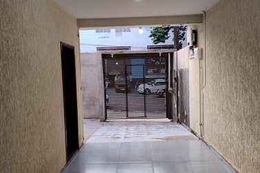 Sobrado &agrave; venda - 233m&sup2; - Zona I