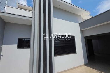 Casa &agrave; venda - 137m&sup2; - Parque Vit&oacute;ria R&eacute;gia