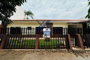 Casa &agrave; venda - 137m&sup2; - Zona II