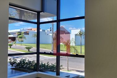 Casa &agrave; venda - 247m&sup2; - Parque Residencial Interlagos