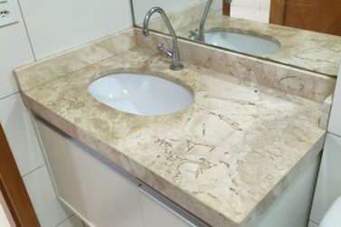 Apartamento para alugar - 80m&sup2; - ZONA II