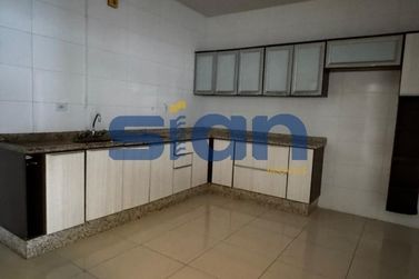 Casa para alugar - 200m&sup2; - Zona II