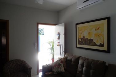 Casa &agrave; venda - 105m&sup2; - Jardim Cima