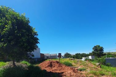 Terreno &agrave; venda - 379m&sup2; - Jardim S&atilde;o Francisco