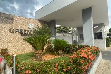 Apartamento &agrave; venda - 77m&sup2; - ZONA II