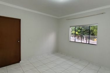 Casa para alugar - 188m&sup2; - ZONA VI