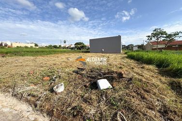 Terreno &agrave; venda - Jardim Real