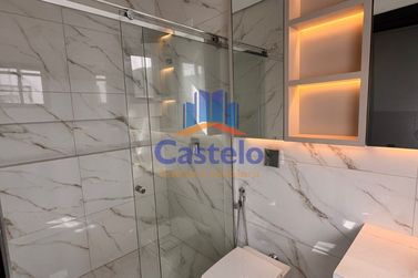 Casa &agrave; venda - 250m&sup2; - JARDIM BELVEDERE