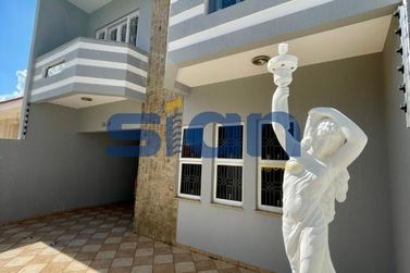 Casa &agrave; venda - 267m&sup2; - Zona II