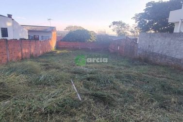 Terreno &agrave; venda - 296m&sup2; - Parque San Marino