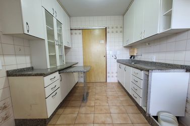 Apartamento para alugar - 70m&sup2; - Zona I