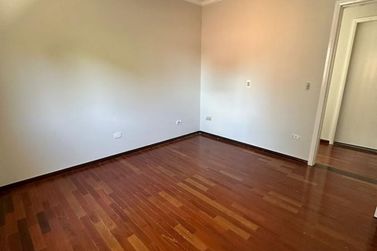 Casa para alugar - 260m&sup2; - Zona I-A