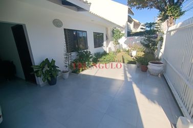 Casa &agrave; venda - 200m&sup2; - JARDIM DOS PRINCIPES