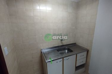 Sala Comercial para alugar - 90m&sup2; - Zona VI