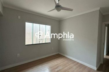Casa &agrave; venda - 90m&sup2; - Canad&aacute;