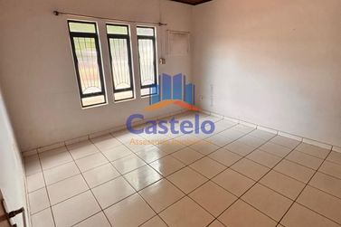 Casa para alugar - 100m&sup2; - JARDIM TAMOIO