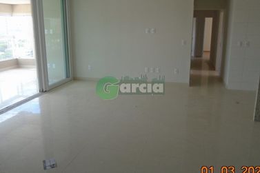 Apartamento &agrave; venda - 180m&sup2; - Zona III
