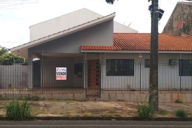 Casa &agrave; venda - 143m&sup2; - Zona II