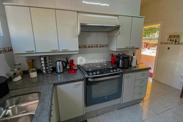 Casa &agrave; venda - 510m&sup2; - Zona II