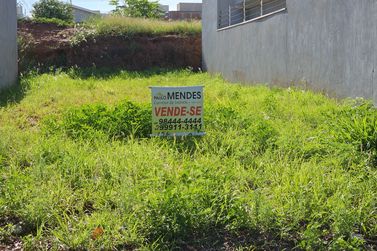 Terreno &agrave; venda - 140m&sup2; - Jardim Ibirapuera