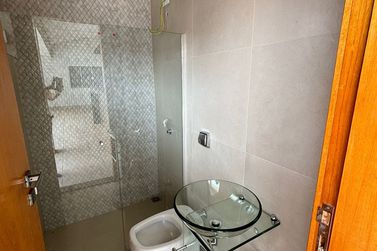 Casa &agrave; venda - 202m&sup2; - Zona 1a  Pr&oacute;ximo Ao Hospital Cemil