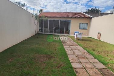 Casa &agrave; venda - 333m&sup2; - Jardim San Martim