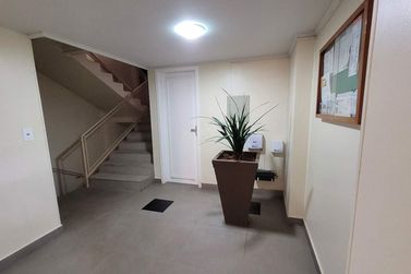 Apartamento para alugar - 81m&sup2; - Zona III