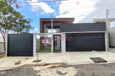 Casa &agrave; venda - 135m&sup2; - PARQUE RESIDENCIAL INTERLAGOS II