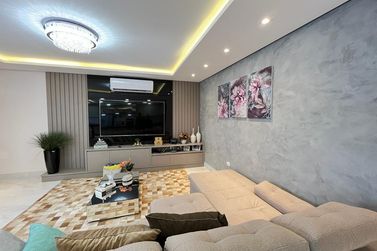 Ch&aacute;cara &agrave; venda - 24m&sup2; - Estrada Jaborandi