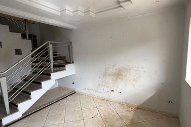Casa para alugar - 100m&sup2; - Zona II