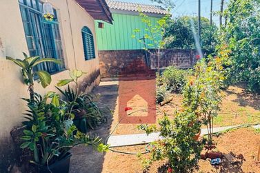 Casa &agrave; venda - 100m&sup2; - Zona V