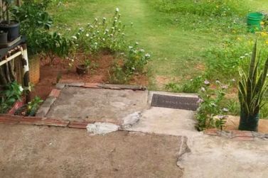 Terreno &agrave; venda - 402m&sup2; - Jardim Belvedere