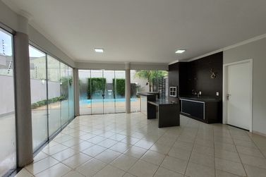 Apartamento &agrave; venda - 315m&sup2; - Zona VII