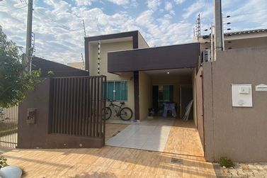 Casa &agrave; venda - 100m&sup2; - Jardim Real