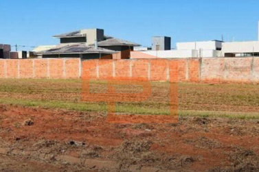 Terreno &agrave; venda - 467m&sup2; - Royal Golf