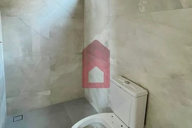 Casa &agrave; venda - 85m&sup2; - Portugu&ecirc;s