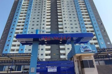 Apartamento &agrave; venda - 64m&sup2; - ZONA VII