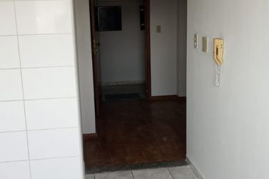 Apartamento para alugar - 40m&sup2; - Zona III