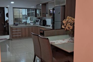 Casa para alugar - 142m&sup2; - Parque Bandeirantes