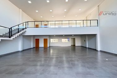 Sal&atilde;o Comercial para alugar - 358m&sup2; - Parque Residencial da G&aacute;vea