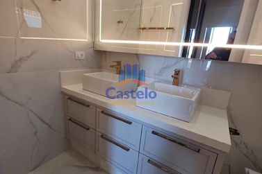 Casa &agrave; venda - 308m&sup2; - Zona V