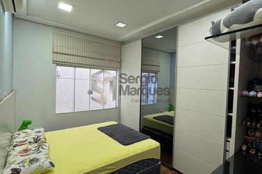 Casa &agrave; venda - 415m&sup2; - Zona V