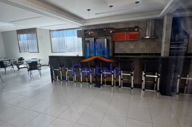 Apartamento para alugar - 124m&sup2; - ZONA II