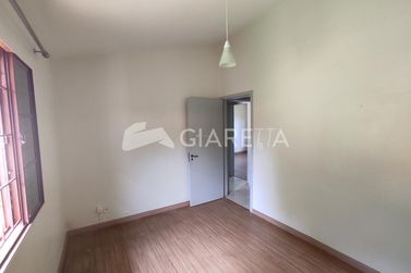 Casa &agrave; venda - 122m&sup2; - CENTRO