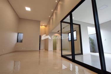 Casa &agrave; venda - 152m&sup2; - JARDIM PANCERA