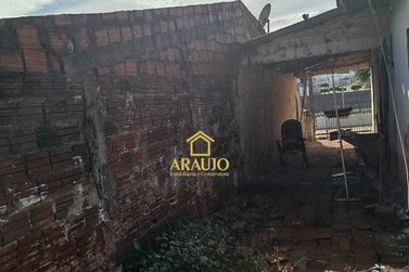 Terreno &agrave; venda - 330m&sup2; - PARQUE SAN REMO III