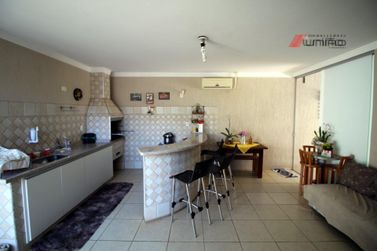 Casa &agrave; venda - 224m&sup2; - Zona 1