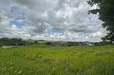 Ch&aacute;cara &agrave; venda - 2500m&sup2; - PR 580