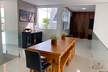 Sobrado &agrave; venda - 259m&sup2; - Parque Alphaville